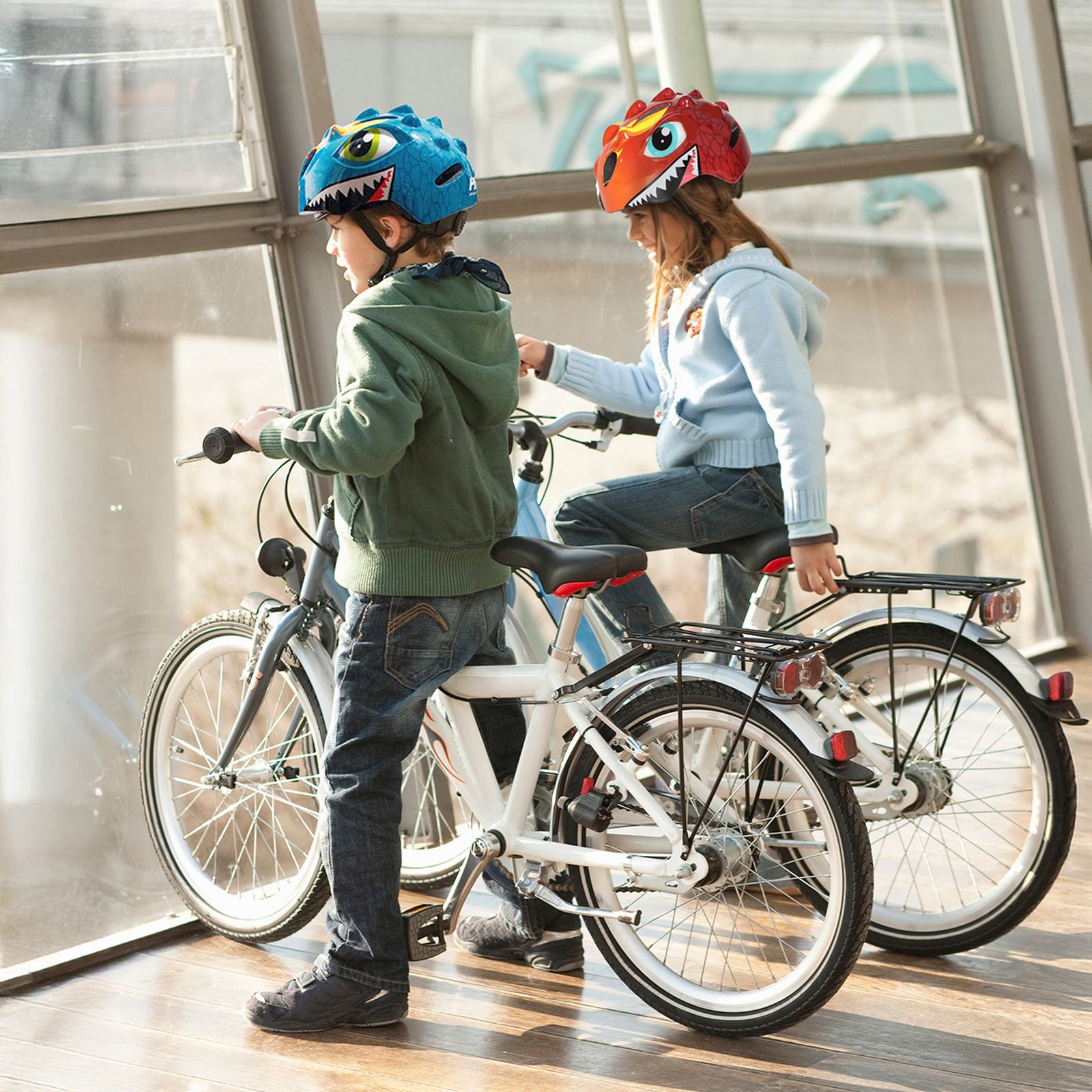 Cycling clothing – Light children's bicycle helmet 50-54 cm - Carlat