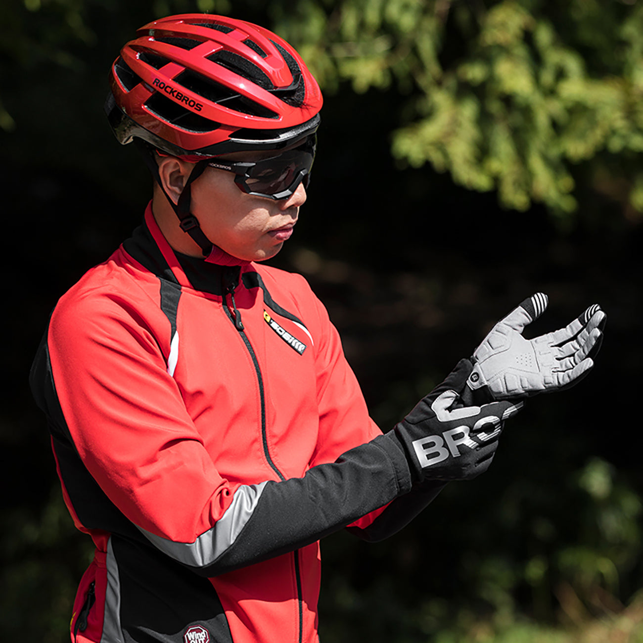 Cycling clothing – Long insulated cycling gloves, size M - Carlat