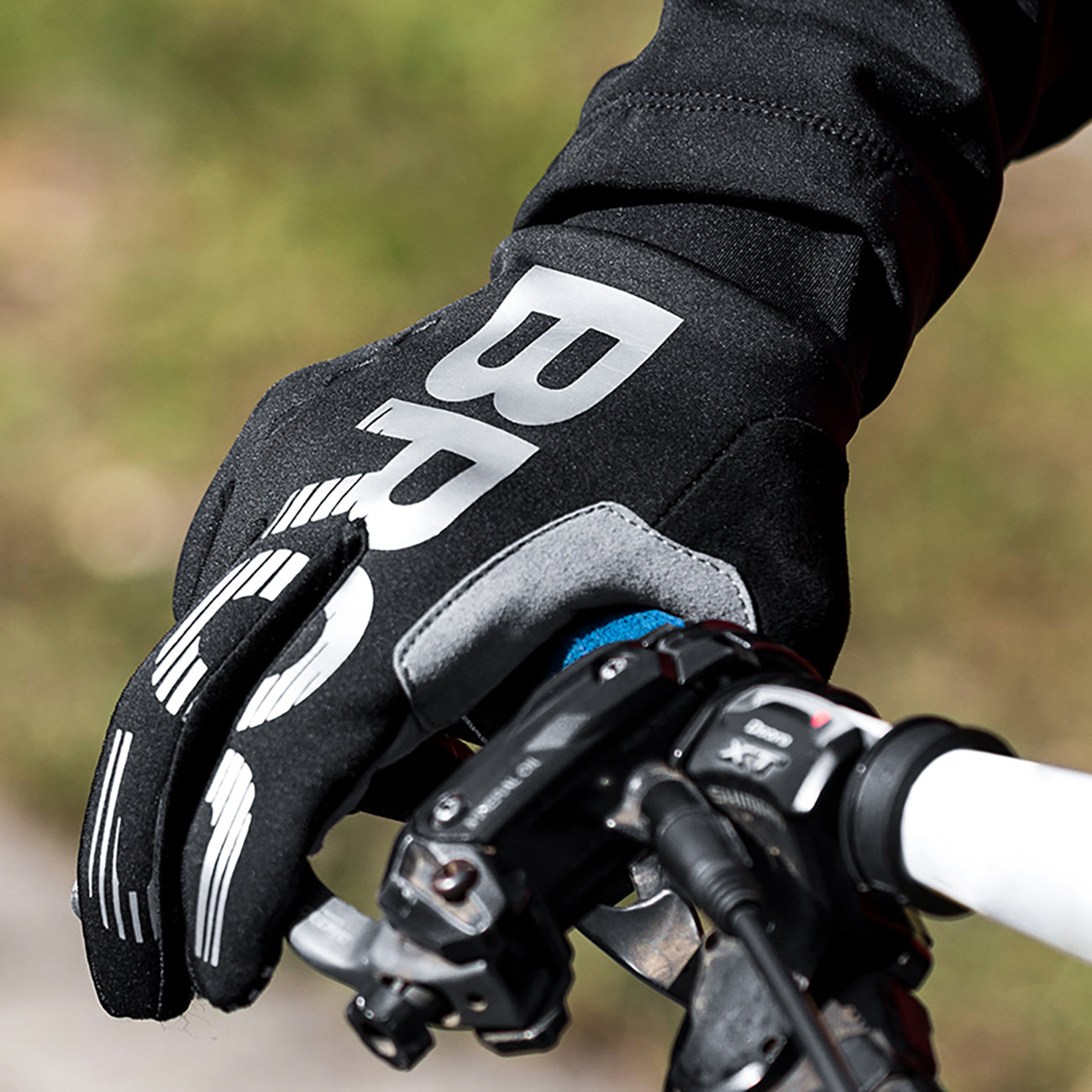 Cycling clothing – Long insulated cycling gloves, size M - Carlat