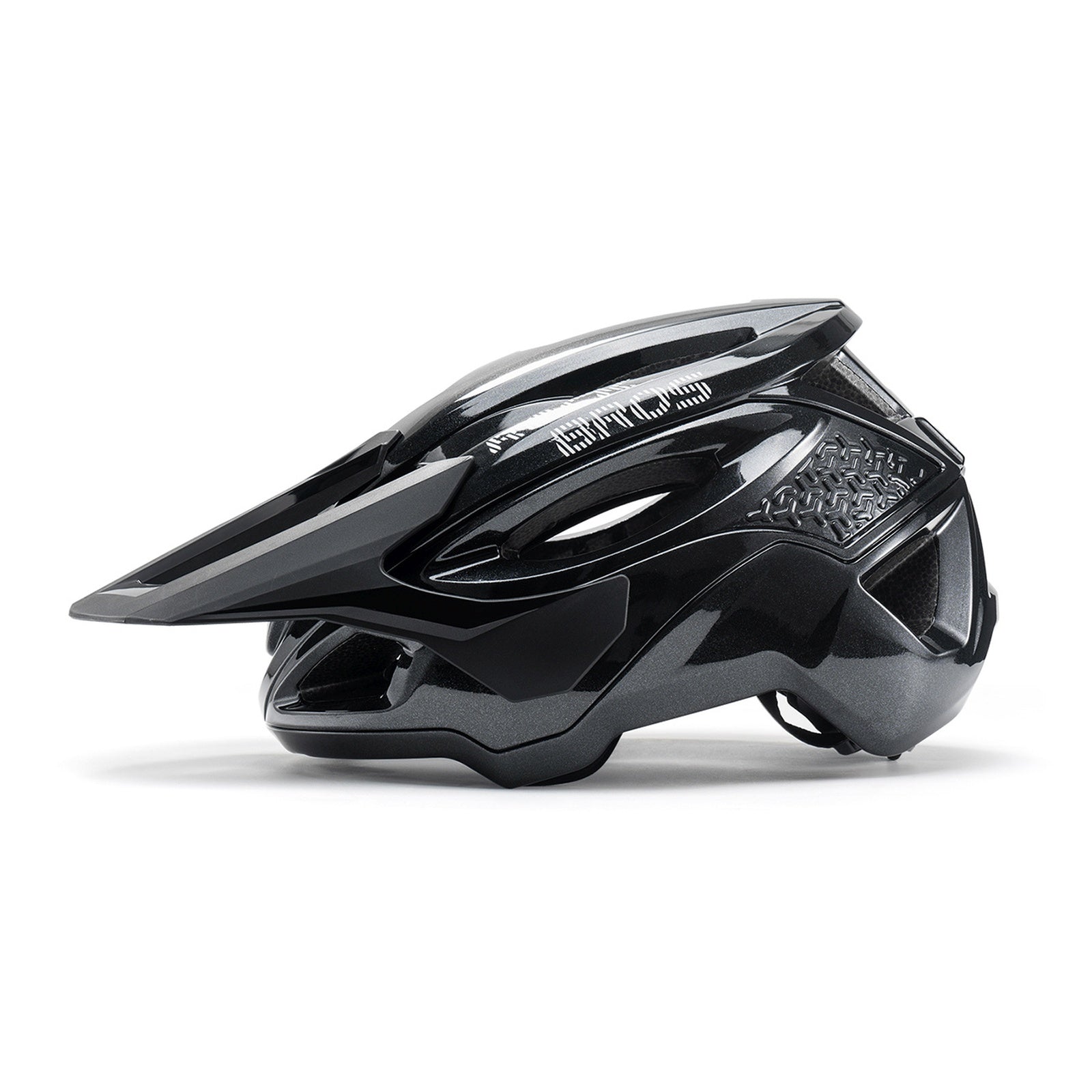 Cycling clothing – Mountain bike helmet with adjustable visor and - Carlat