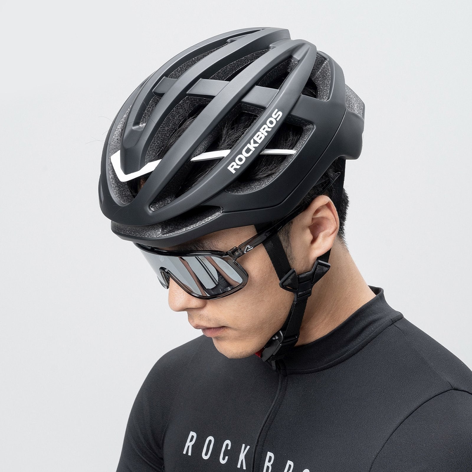 Cycling clothing – Protective bicycle helmet HC-58BK-M 55-58 cm - Carlat