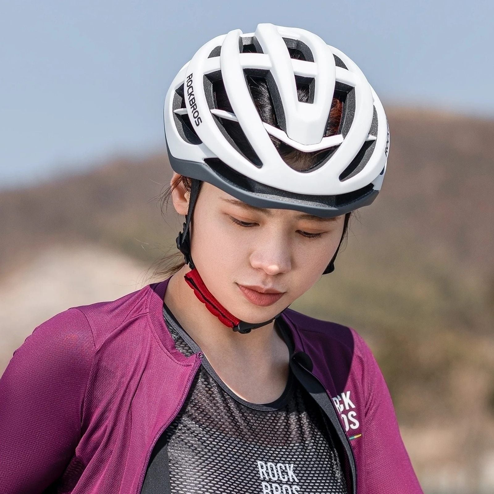 Cycling clothing – Protective bicycle helmet HC-58WG-M 55-58 cm - Carlat