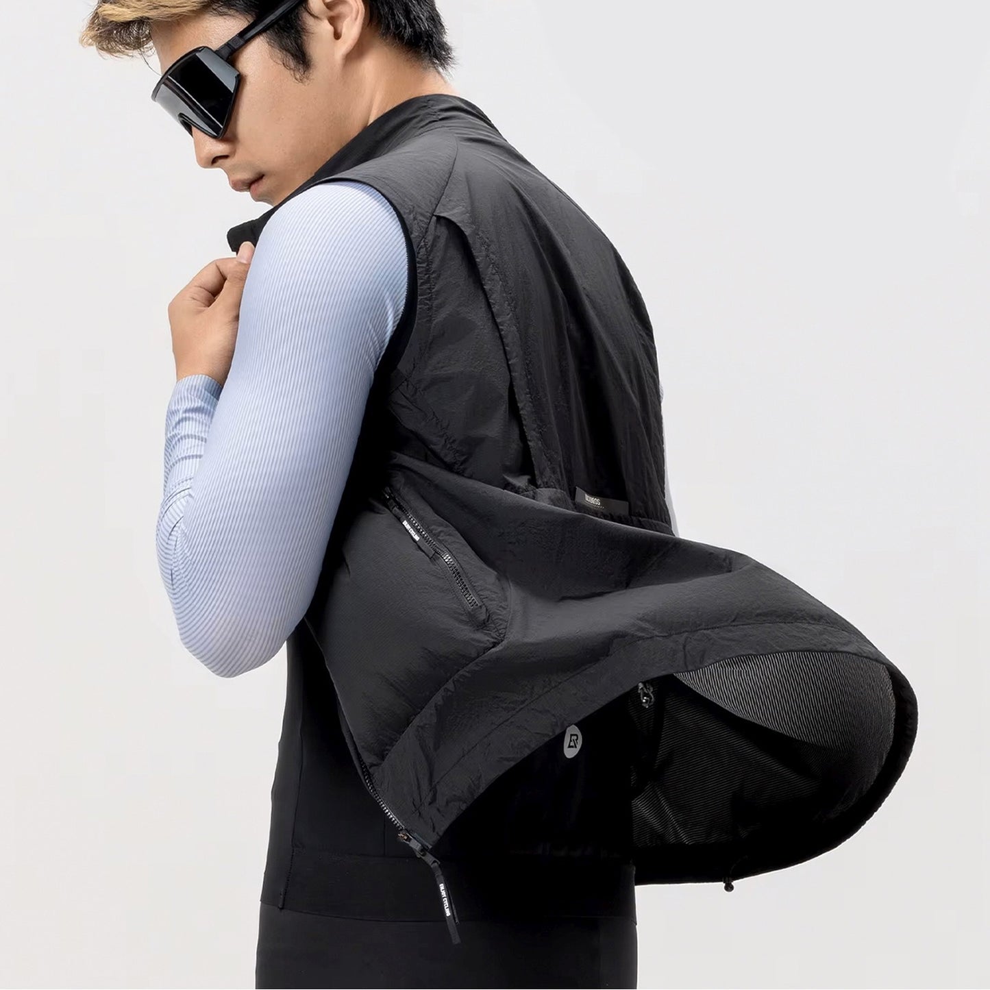 Cycling clothing – Spring/autumn windproof vest, size XS - black - Carlat