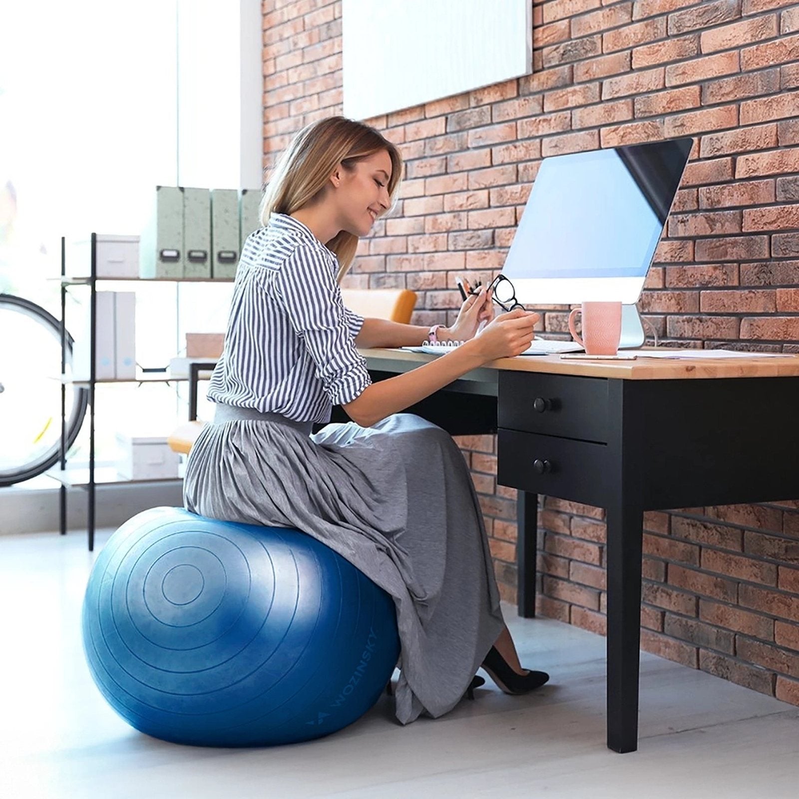 Fitness & General Exercise Equipment – Gymnastic exercise ball with - Carlat