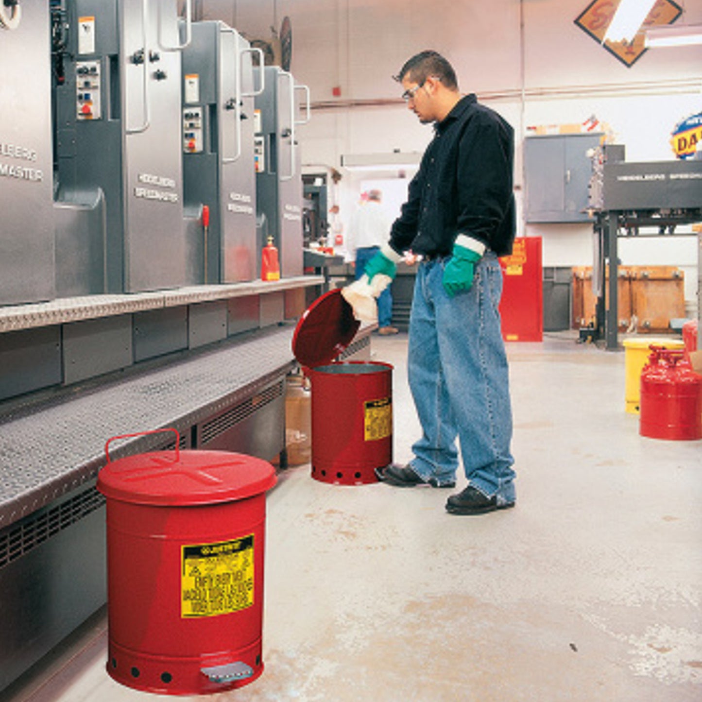 Food Storage Containers – Bin for flammable waste and oily - Carlat