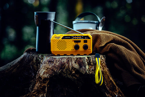 Home, kitchen, construction, and portable – AD 1197 Hand-crank solar radio - Carlat