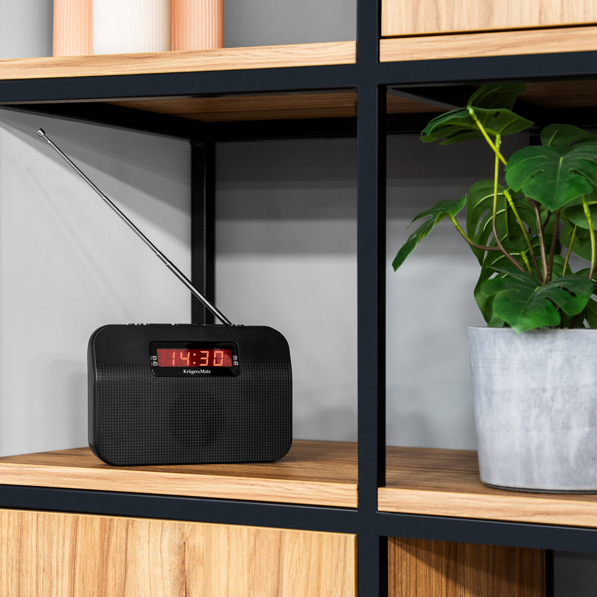Home, kitchen, construction, and portable – Kruger&amp;Matz KM0825 Analog Portable Radio - Carlat