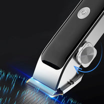 Household appliances for beauty – Clipper with trimmer 7 LED - Carlat
