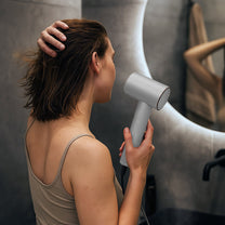 Household appliances for beauty – Hair dryer with ionization diffuser - Carlat