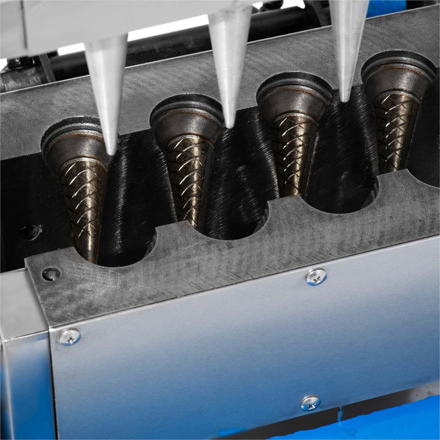 Ice Cream Makers – Waffle maker - a machine for - Carlat