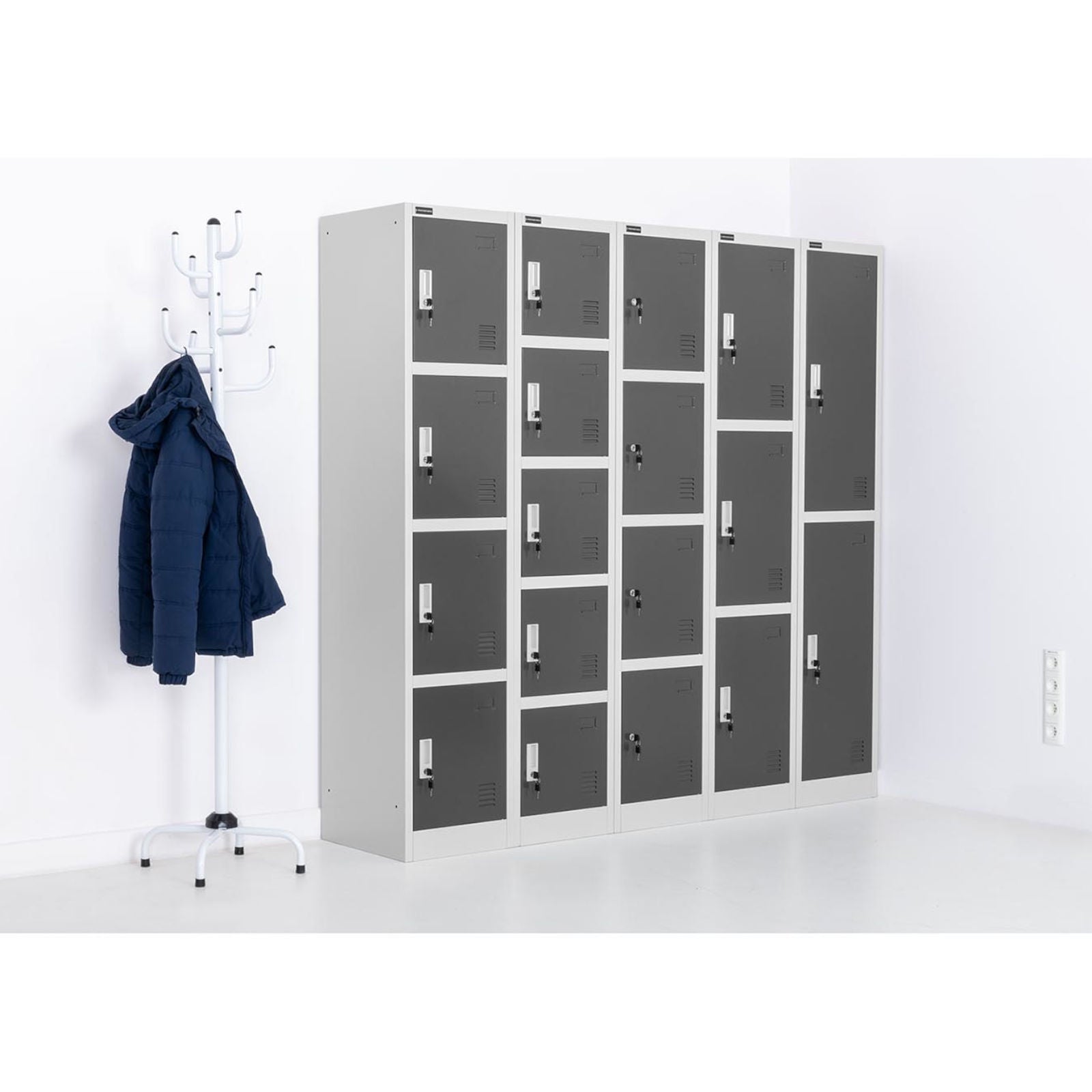 Industrial Storage – Metal social clothes locker with key locks, - Carlat