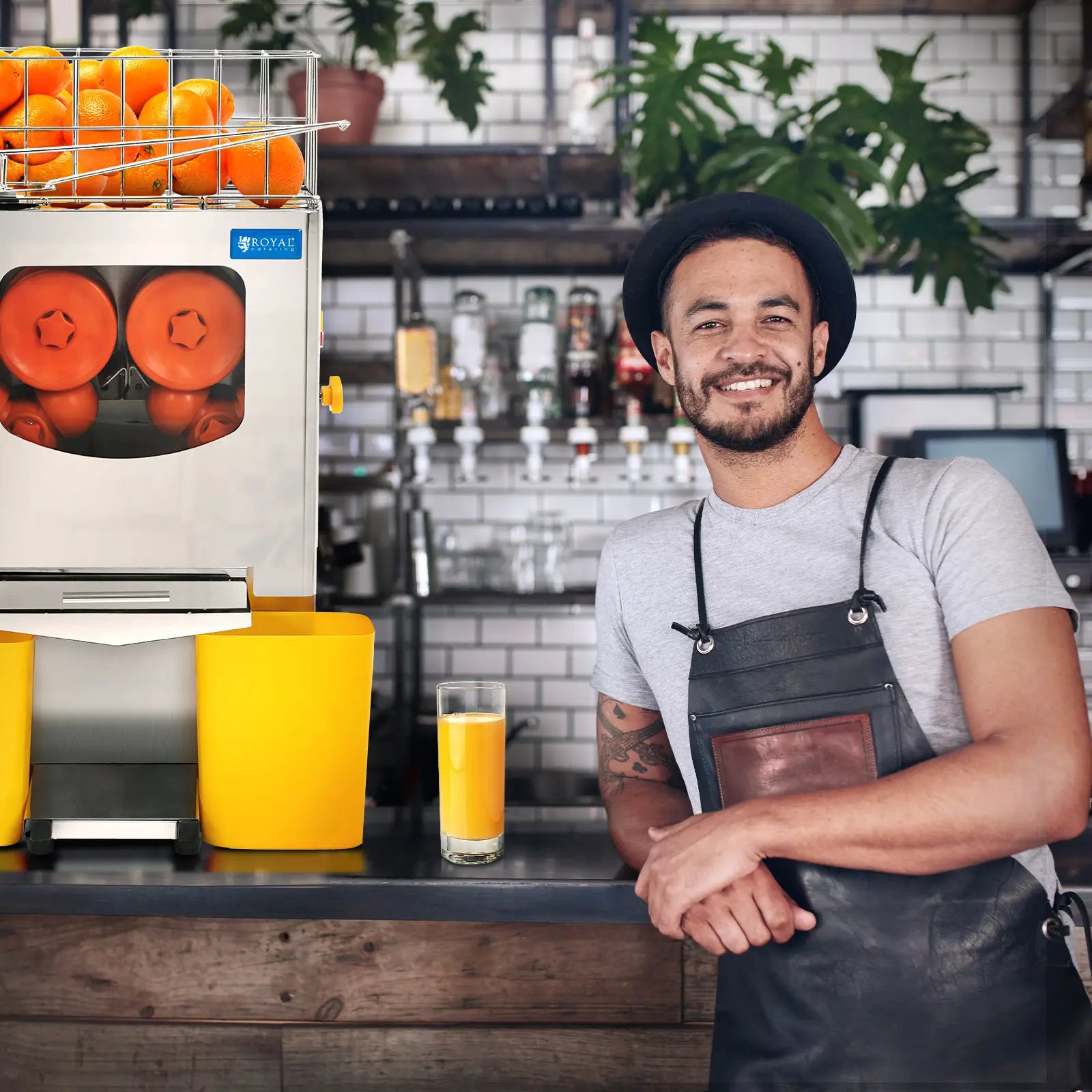 Juicers – Semi-automatic orange juicer 20 pcs/min 120 W - Carlat