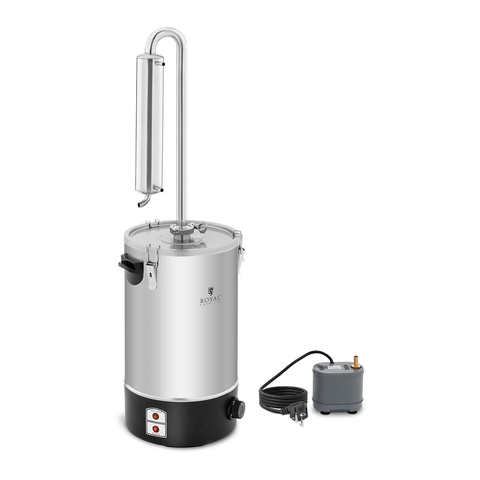 Kitchen Appliances – The distiller purifies water for the production - Carlat