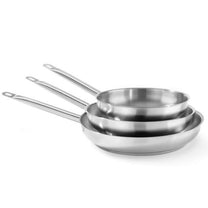 Kitchen Line pan without lid wed. 320 mm - Hendi 838617 - Carlat