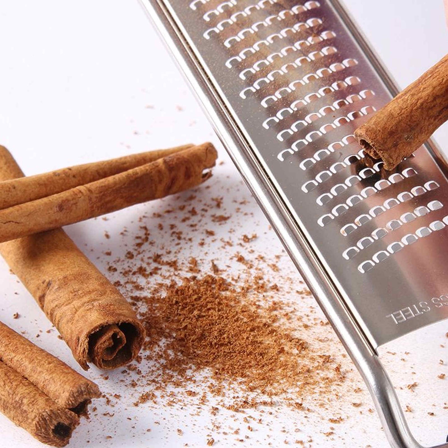 Kitchen Tools & Utensils – Cinnamon and nutmeg grater dust - Carlat