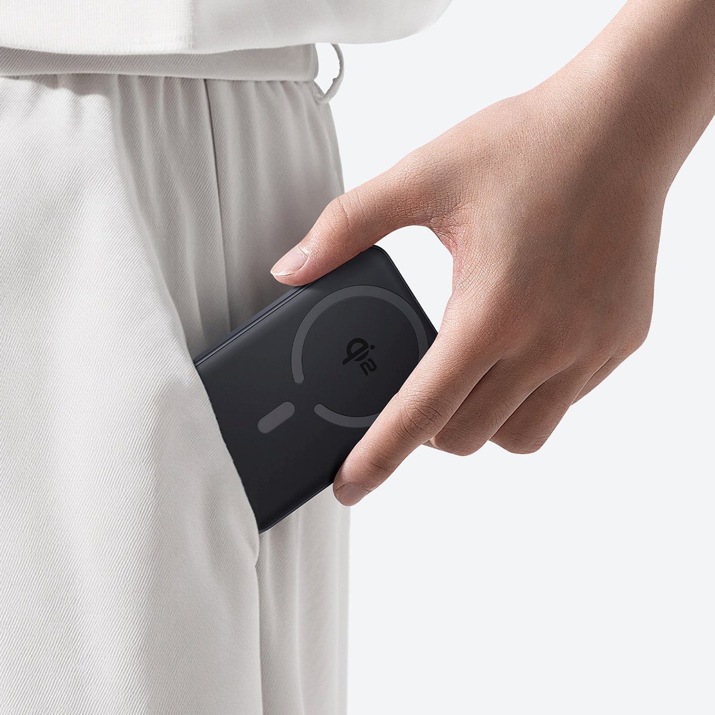 Magnetic power bank 10000mAh 22.5W EnerFill FM12 with USB-C MagSafe Qi2 cable - black - Carlat