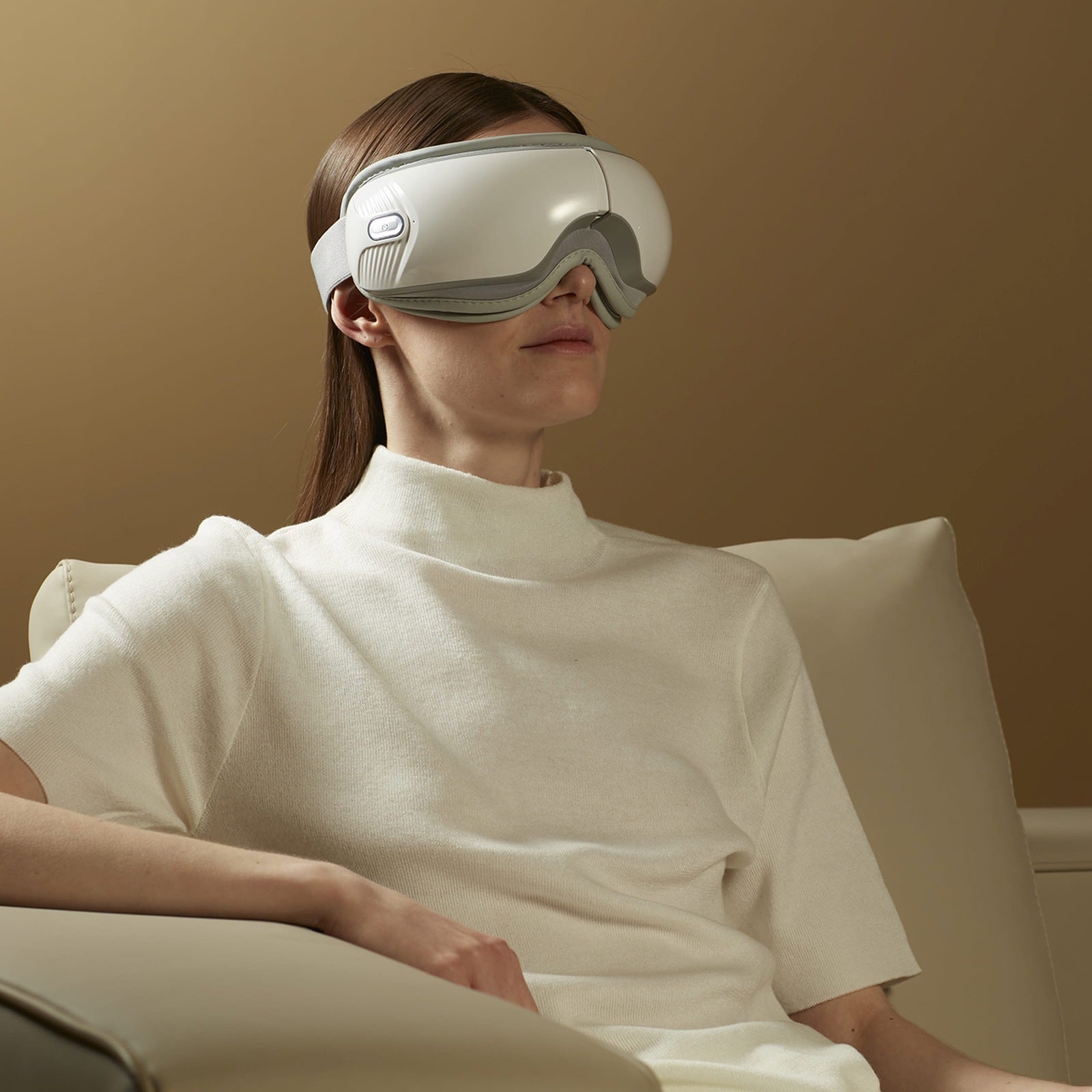 Massage devices – Vibrating air eye massager - beige - Carlat