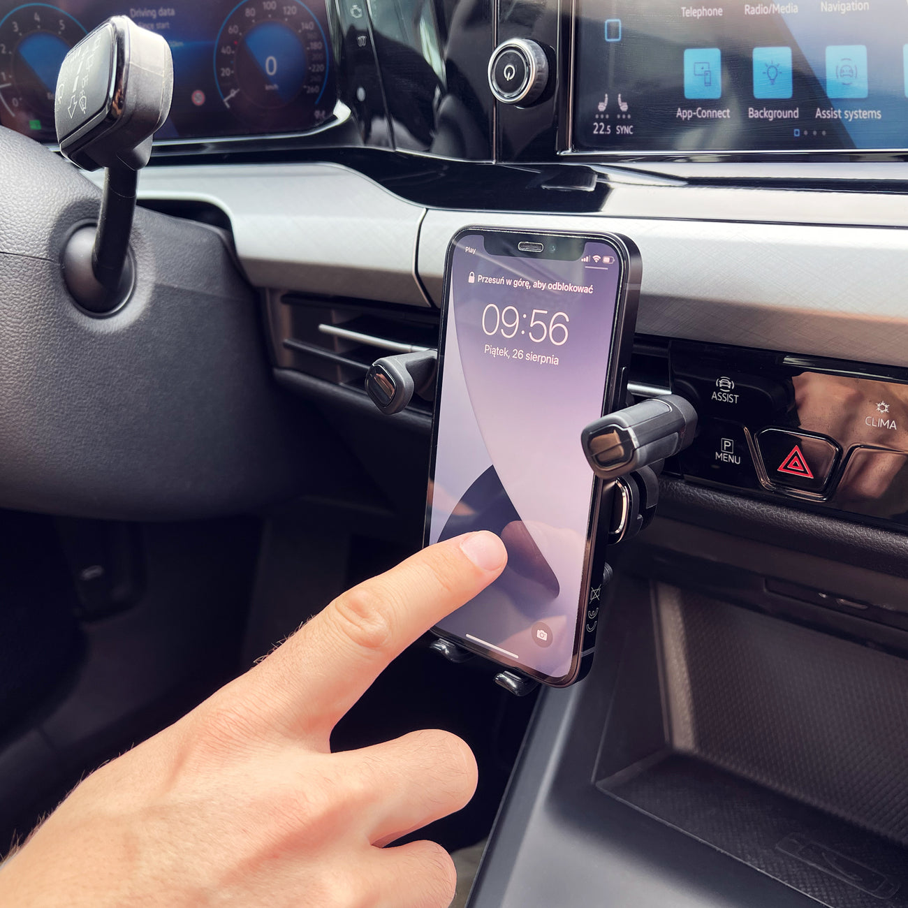 Mobile Phone Stands – Gravity phone holder for the grille - Carlat