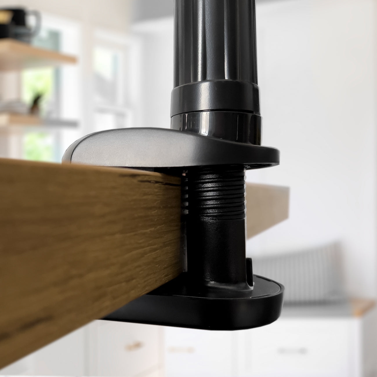 Mobile Phone Stands – Long, flexible phone and tablet holder - Carlat