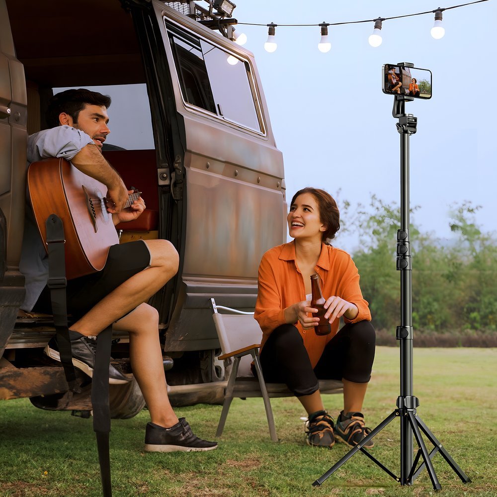 Mobile Phone Stands – Selfie stick with stand and Bluetooth - Carlat