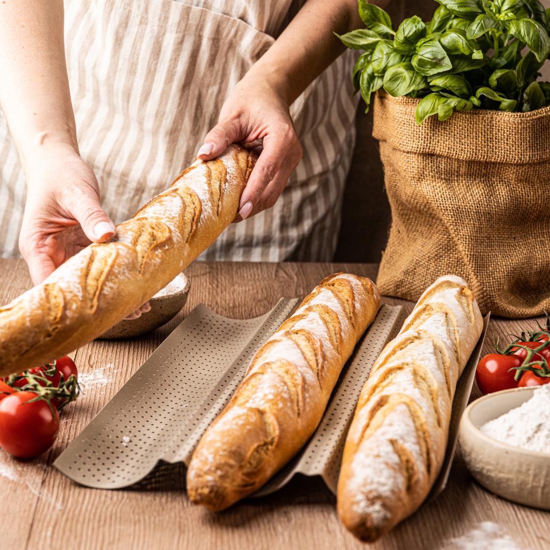 Perforated baguette pan, 3 grooves, carbon steel, nonstick coating, beige, 38×24.5 cm, Kinghoff, KH-1970 - Carlat