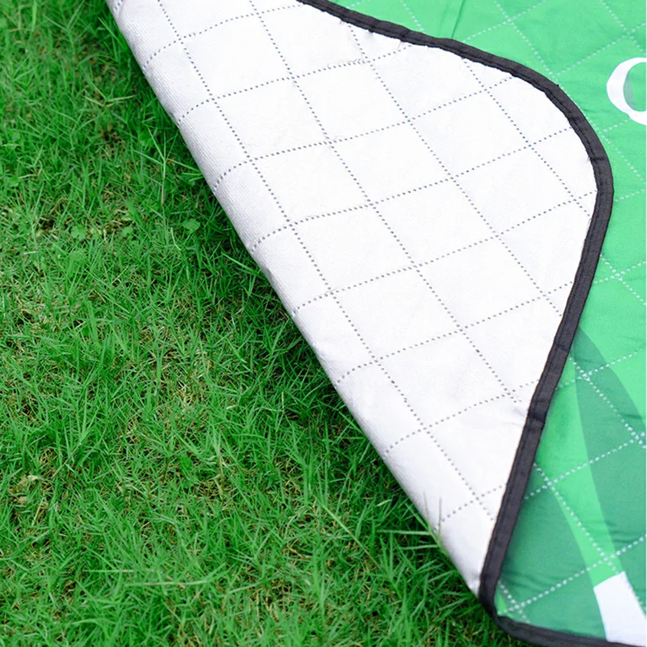 Picnic mat, waterproof tourist blanket, 2 x 2 m - green - Carlat