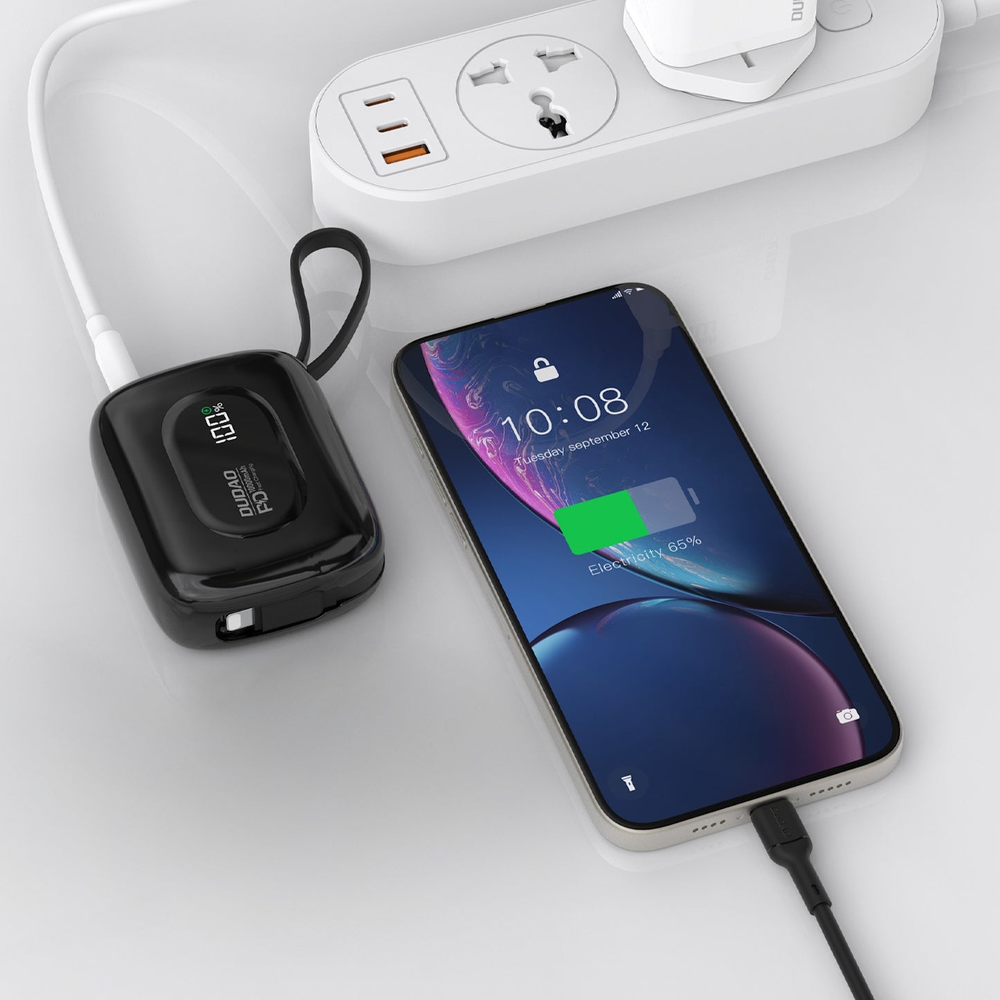 Power Banks – K32 10000 mAh Powerbank with built-in USB-C - Carlat