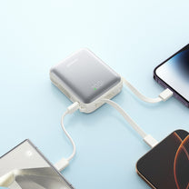 Power Banks – Powerbank 10000mAh 22.5W with built-in USB-C Lightning - Carlat