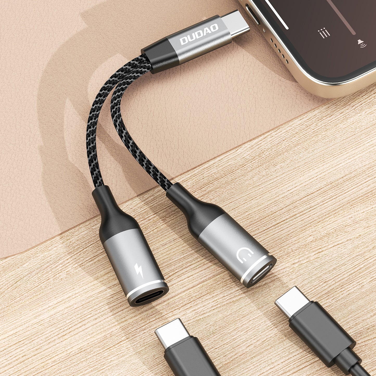 Power Connector Adapters – 2in1 USB-C splitter adapter for power - Carlat