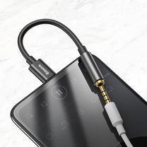 Power Connector Adapters – Headphone adapter L54 from USB-C to - Carlat
