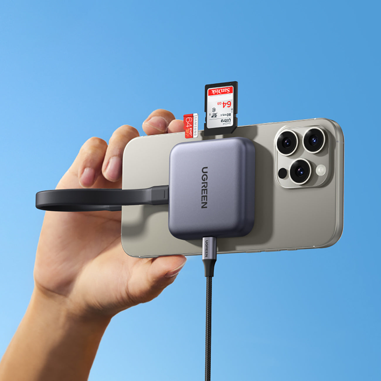 Power Connector Adapters – Memory card reader with magnetic charger - Carlat