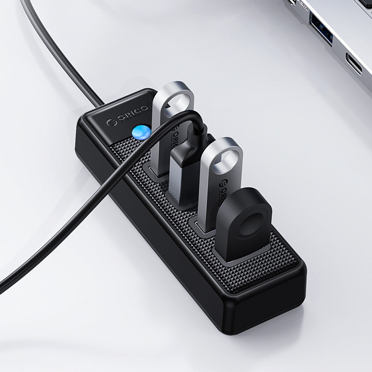 Power Connector Adapters – PW4U-U3 USB-A hub splitter - 4x - Carlat