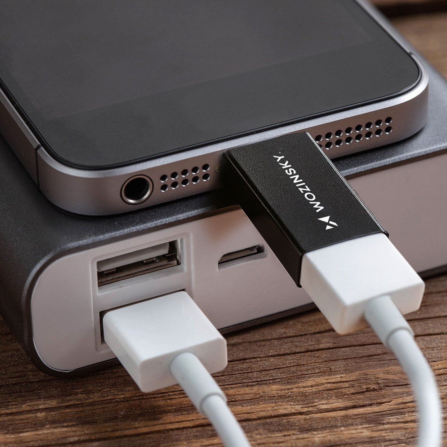 Power Connector Adapters – USB-C - USB-A 10Gb/s adapter - Carlat