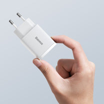 Power Supply Enclosures – Compact USB fast charger USB-C 20W - Carlat