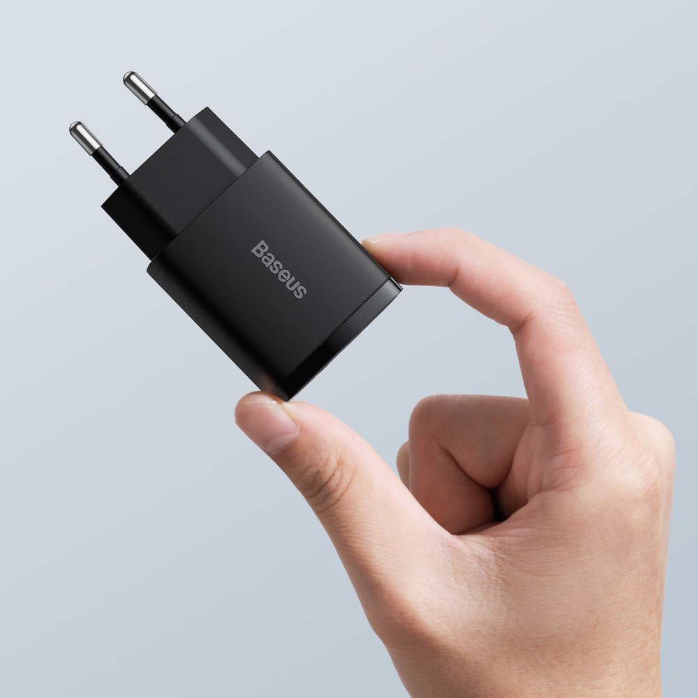 Power Supply Enclosures – Compact USB fast charger USB-C 20W - Carlat