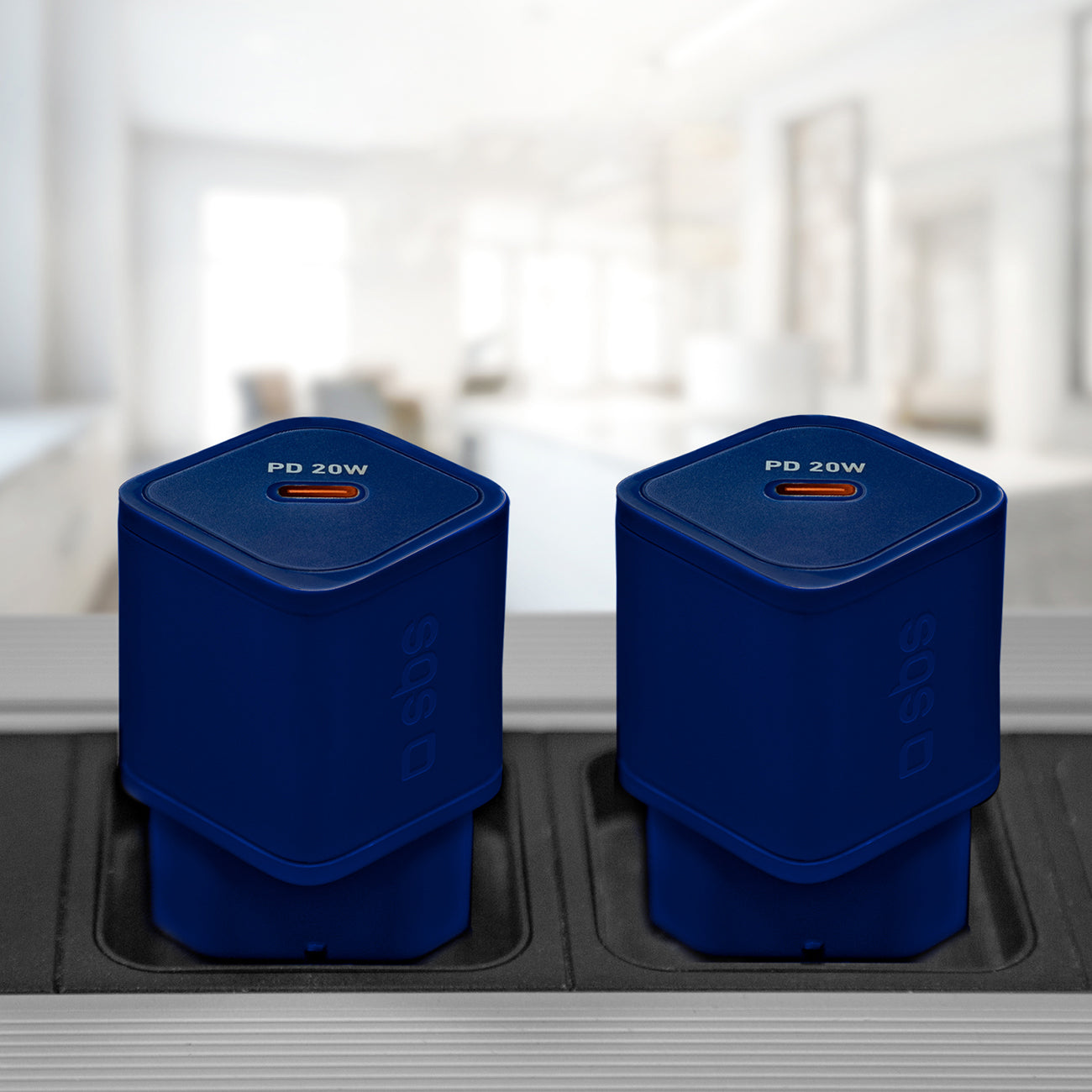 Power Supply Enclosures – GaN network charger with Power Delivery - Carlat