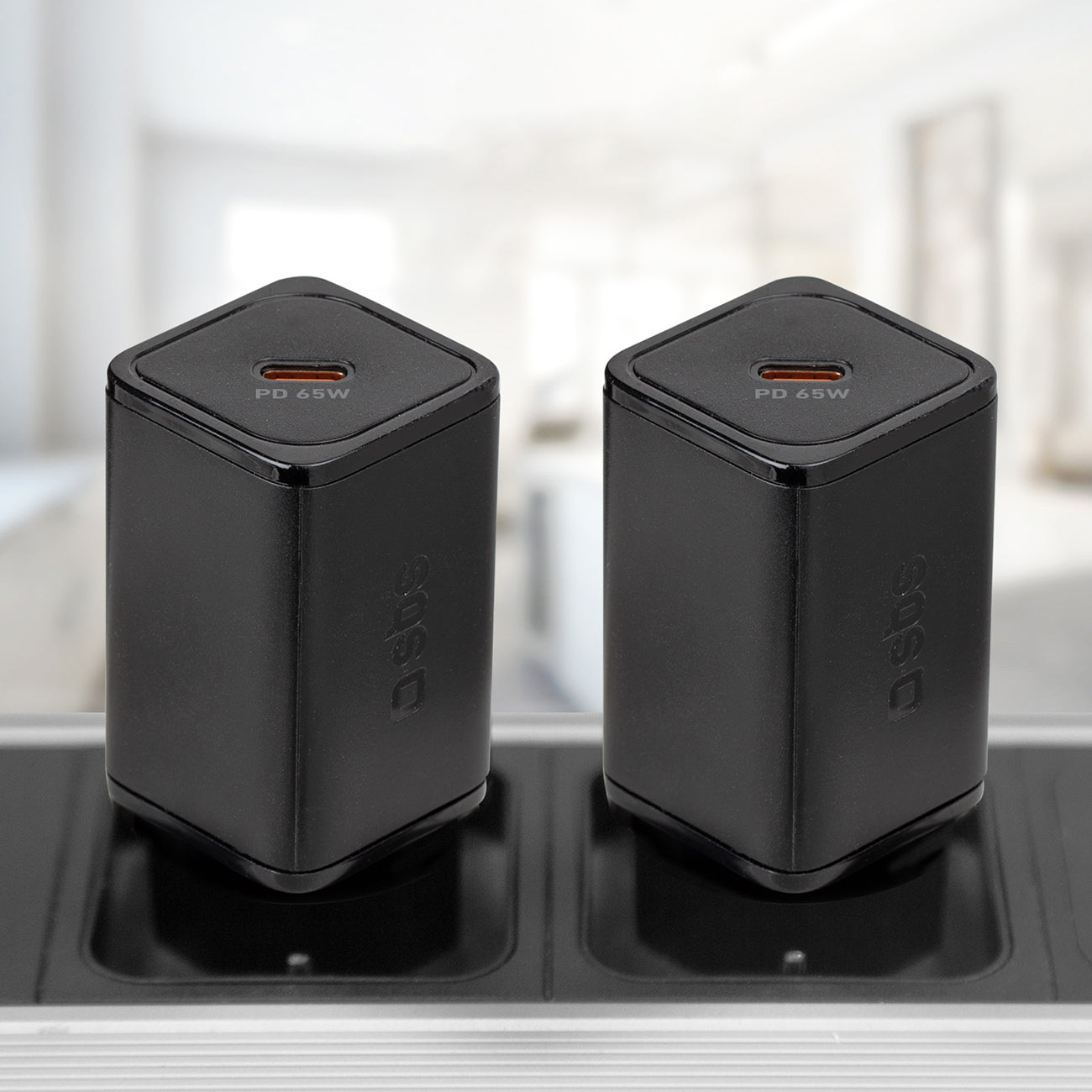 Power Supply Enclosures – GaN network charger with Power Delivery - Carlat