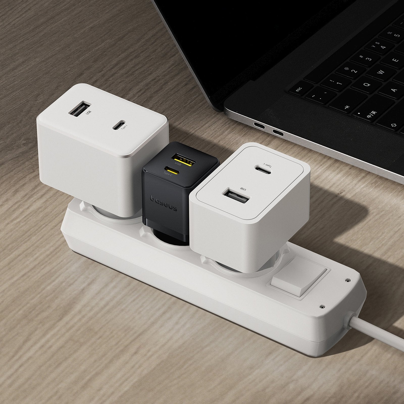 Power Supply Enclosures – Palm 20W USB-C USB-A wall charger - Carlat