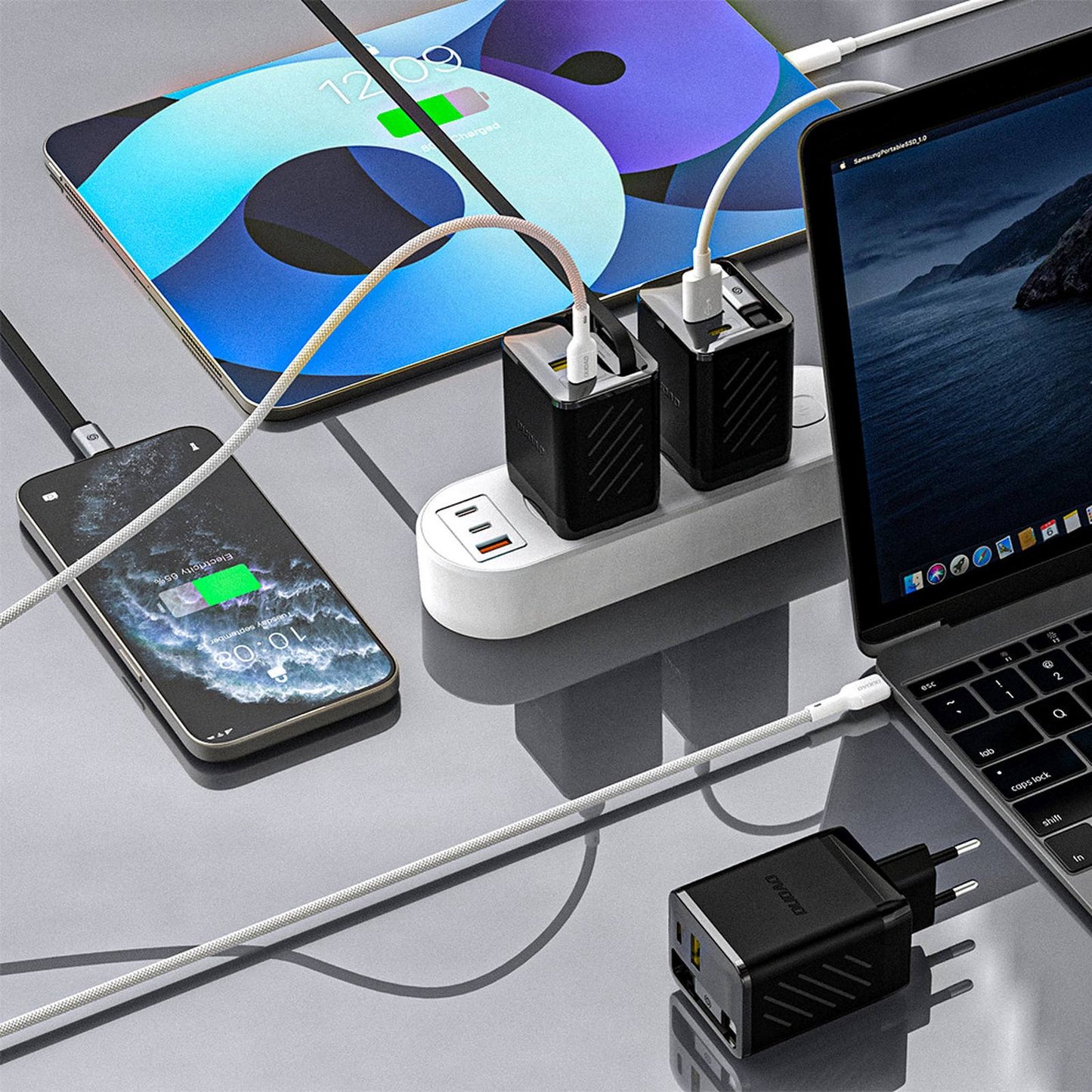 Power Supply Enclosures – USB-A USB-C GaN 67W wall charger - Carlat