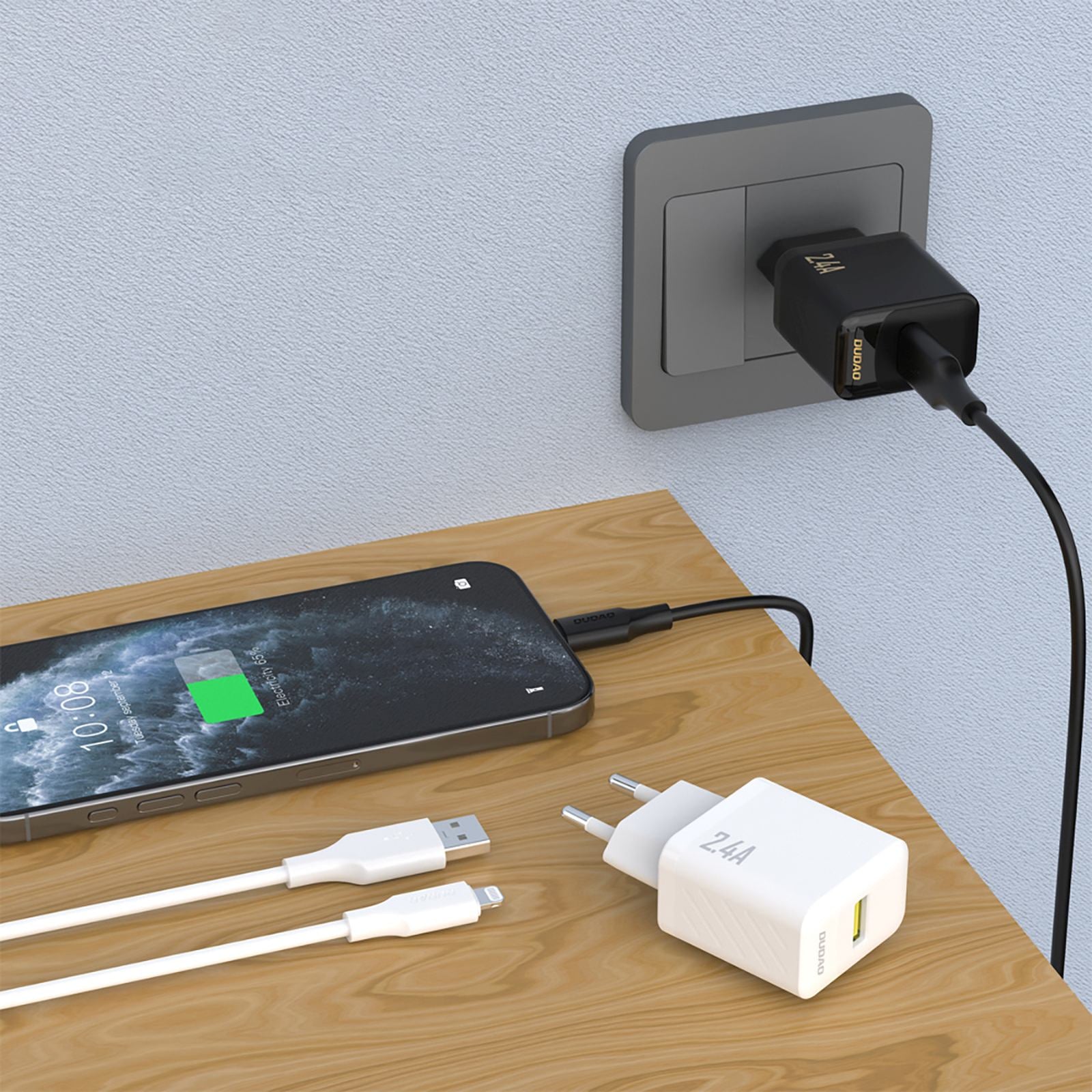 Power Supply Enclosures – USB-A wall charger with USB-A cable - Carlat