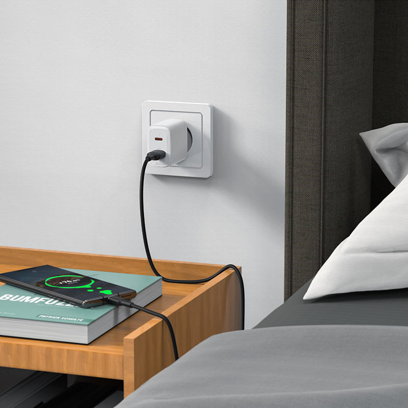 Power Supply Enclosures – USB-C USB 32W wall charger PPS - Carlat