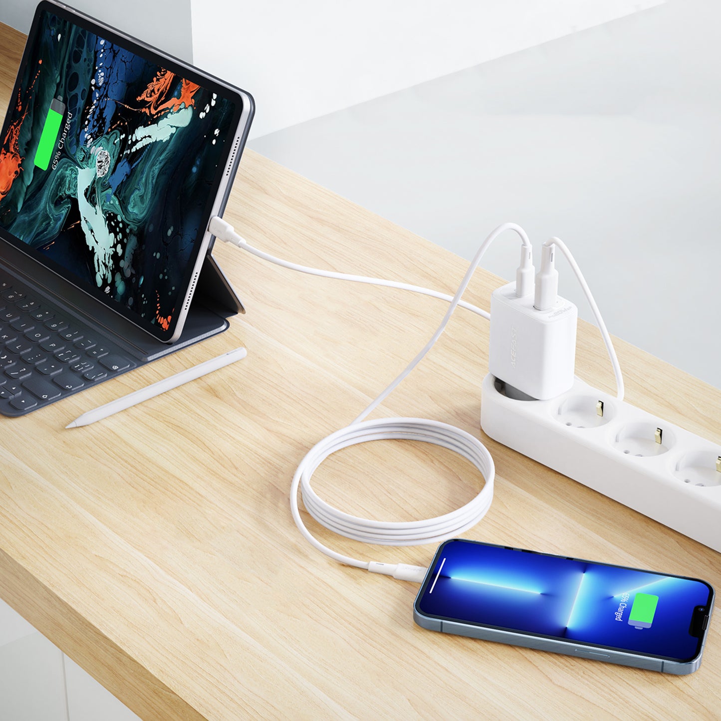 Power Supply Enclosures – USB-C USB 32W wall charger PPS - Carlat