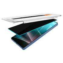 Privacy glass with applicator for Samsung Galaxy S25 Ultra Glas.TR Ez Fit Privacy - 2 pcs. - Carlat