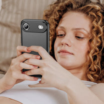 Retail Display Cases – Back cover case for iPhone 17 - Carlat