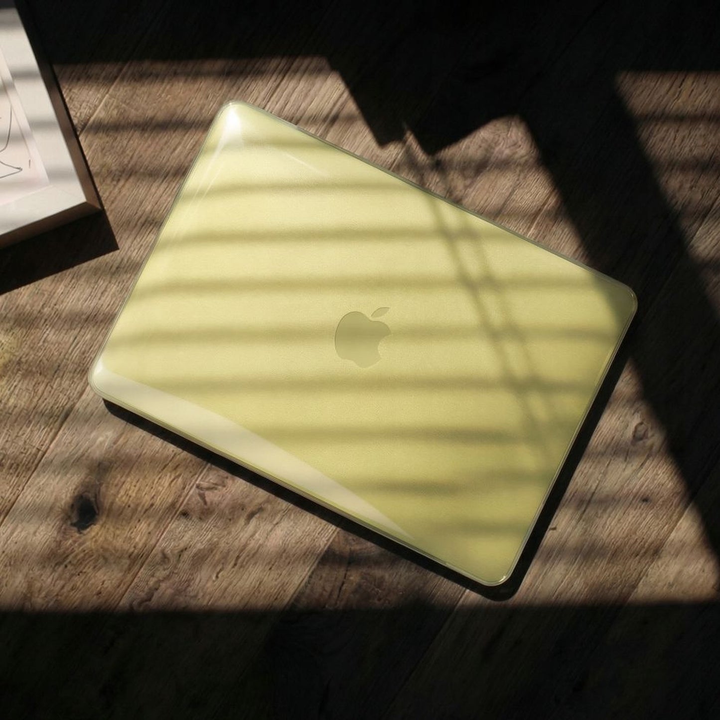 Retail Display Cases – Case cover for MacBook Neo 13'' - Carlat