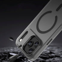 Retail Display Cases – Case cover for iPhone 17 Pro - Carlat