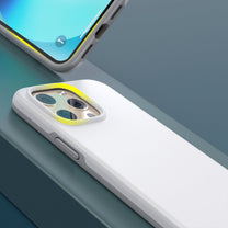 Retail Display Cases – Case for iPhone 13 Pro MFM - Carlat