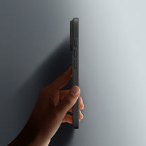 Retail Display Cases – Case for iPhone 17 Pro Max - Carlat