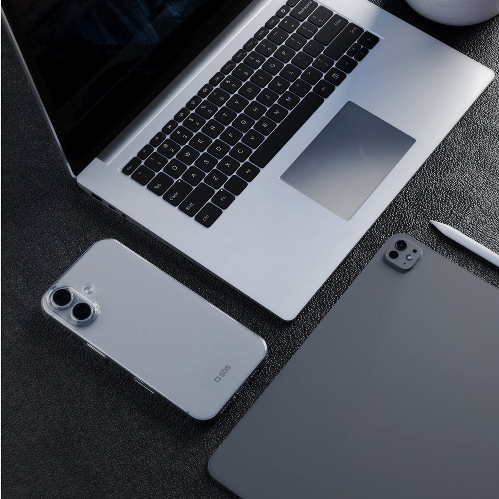 Retail Display Cases – Case for iPhone 17 Skinny Cover - Carlat