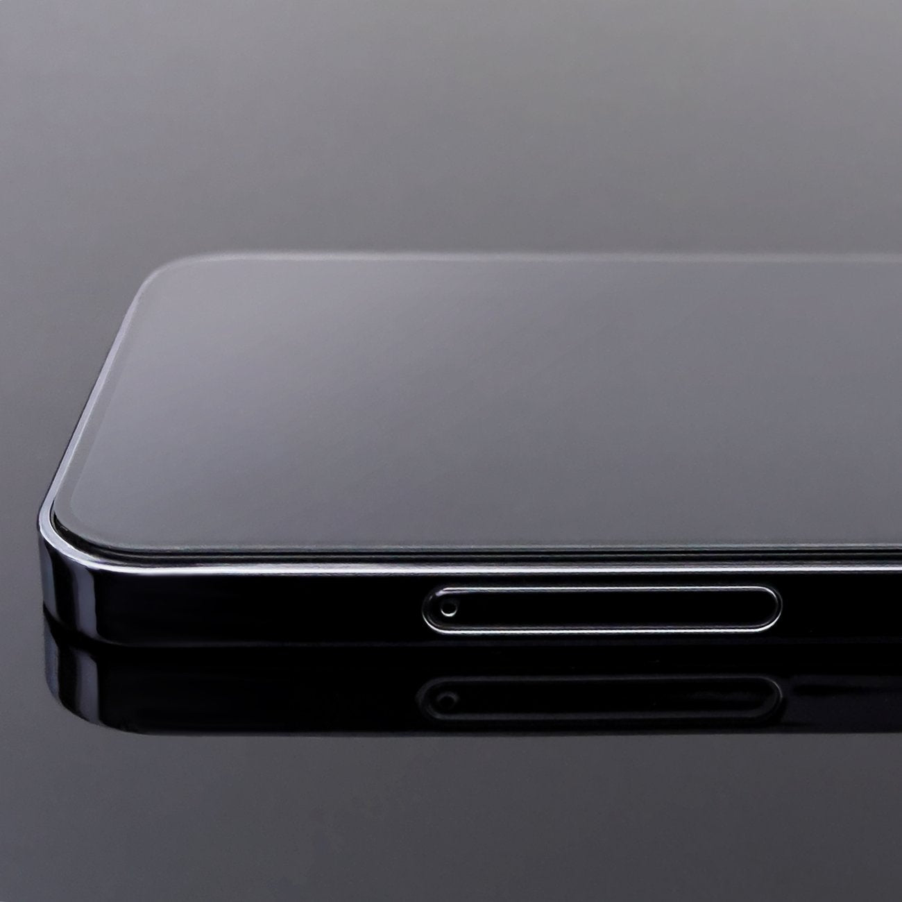 Retail Display Cases – Durable 9H tempered glass for the - Carlat